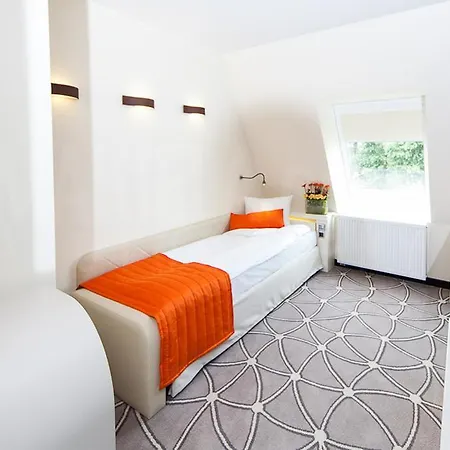 Eclipse Hotel Domasław