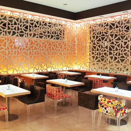 Eclipse Hotel Domasław