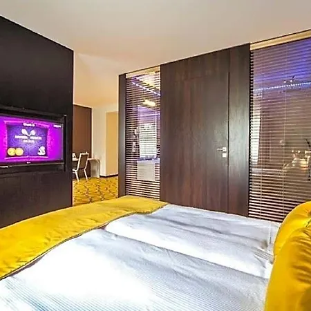 Hotel Eclipse Domasław