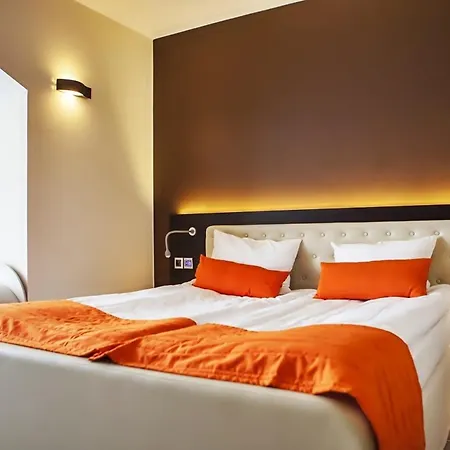 Hotel Eclipse Domasław